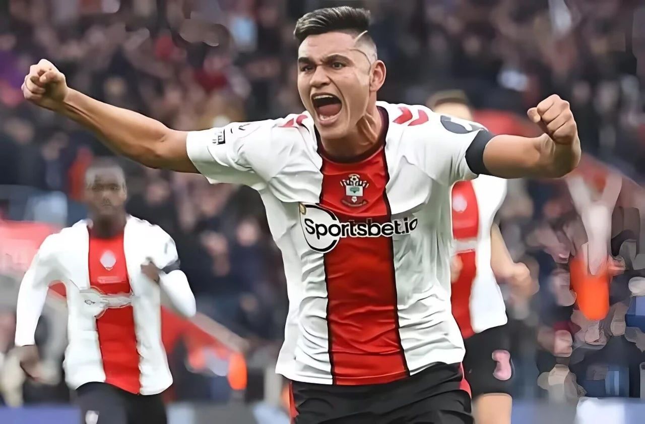 od体育投注-利物浦惜败南安普顿，英超榜首失守