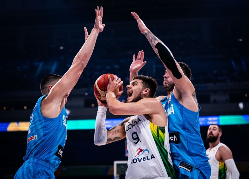 欧洲篮球赛季收官战,激烈角逐引期待 欧洲篮球赛季收官战,激烈角逐引期待