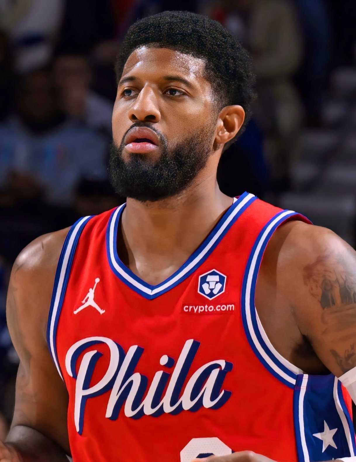 乔治复出狂砍30分，快船惊险击败鹈鹕的简单介绍