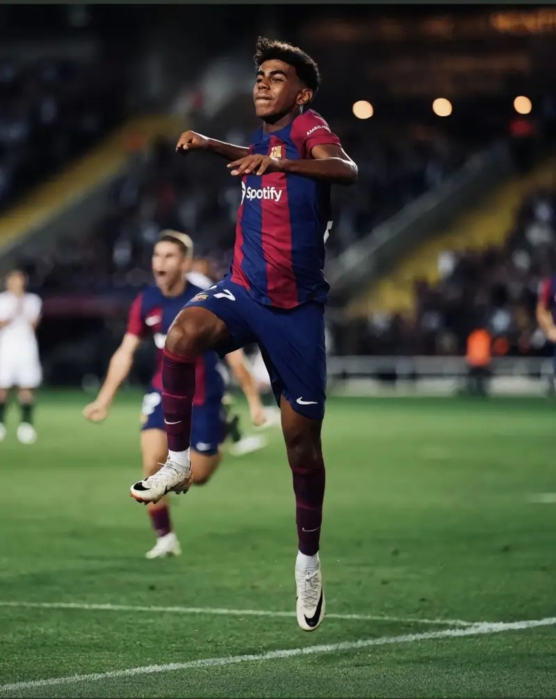 西班牙队球员送出助攻,晋级欧洲杯 西班牙队球员送出助攻,晋级欧洲杯