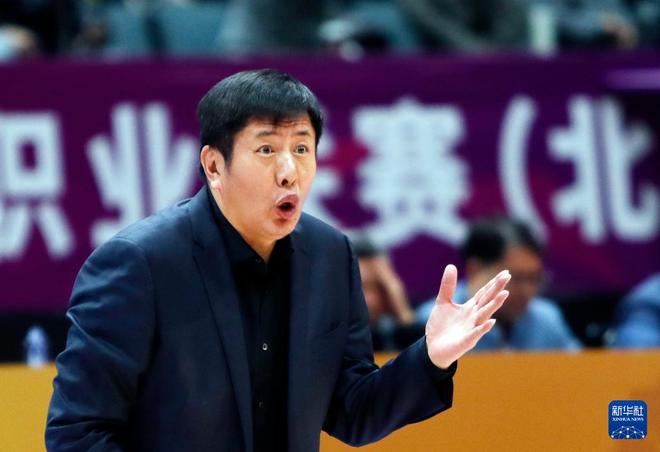 od体育vip注册-北京控股CBA队主教练因个人原因辞职，球队陷入变革期的简单介绍