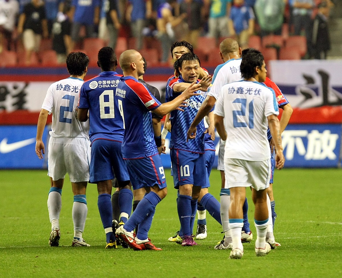 od体育下载-斯托克城队在最新比赛中获得胜利