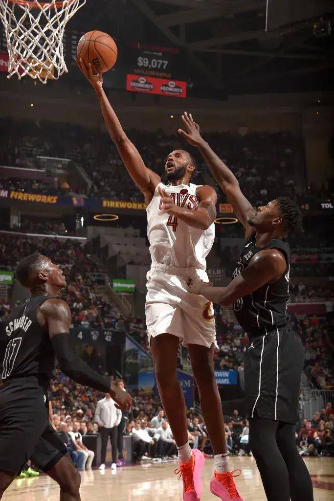 篮网绝杀雷霆，取得六连胜