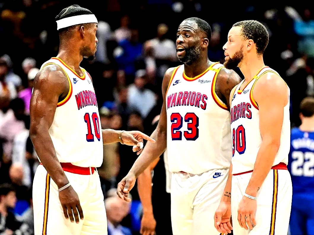 勇士主场惨负灰熊,普尔发挥低迷影响球队表现 勇士主场惨负灰熊,普尔发挥低迷影响球队表现